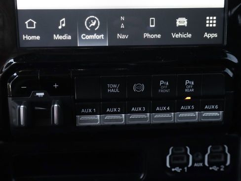 Used 2022 RAM 2500 Laramie AWD/4WD image 42
