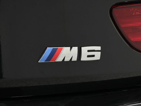 Used 2015 BMW M6 Convertible RWD image 38