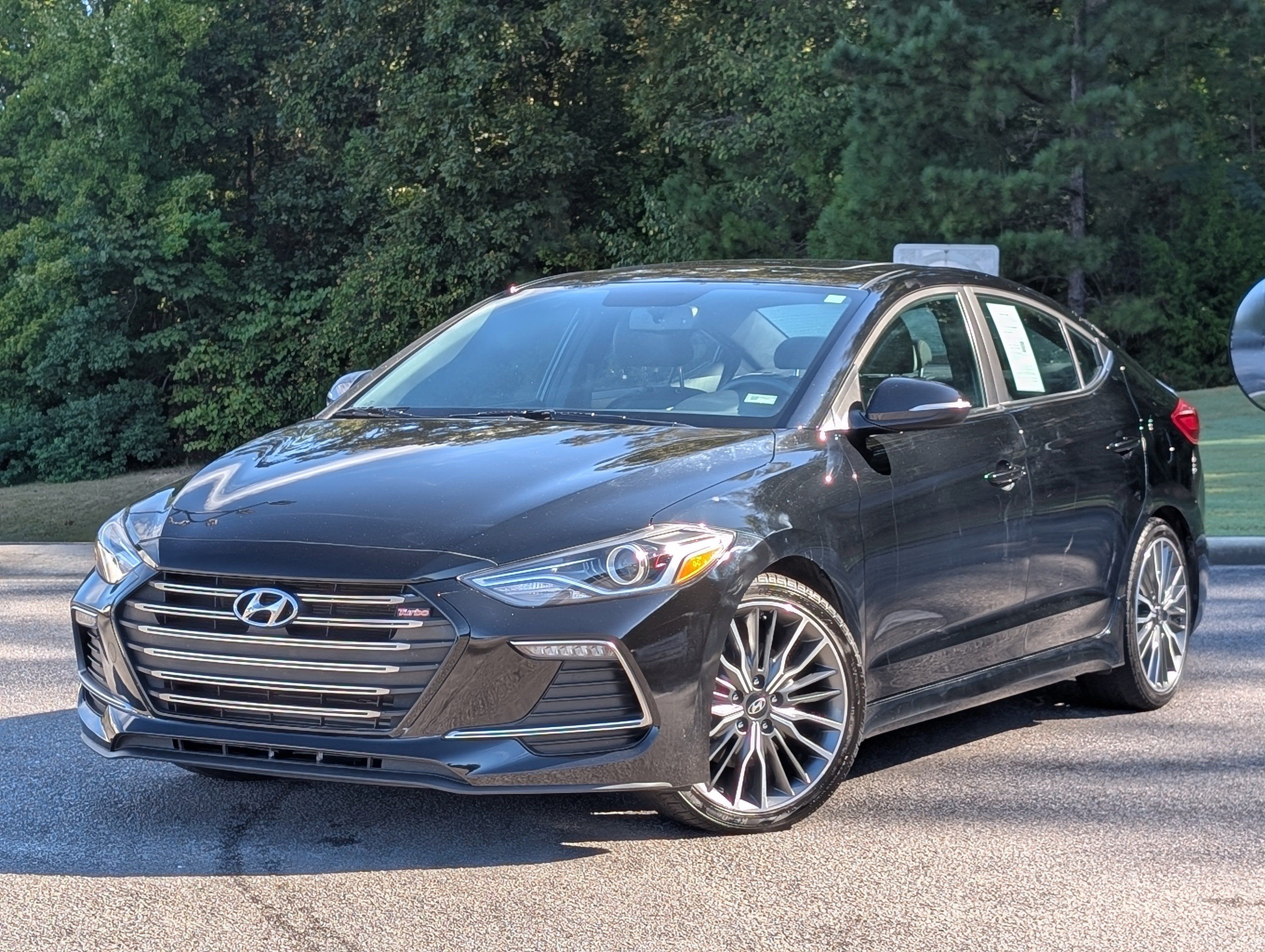 Used 2018 Hyundai Elantra Sport w/ Sport Premium Package 03 FWD image 4