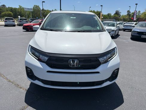 New 2026 Honda Odyssey EX-L image 2