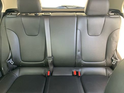 Used 2024 Buick Encore GX Sport Touring image 37