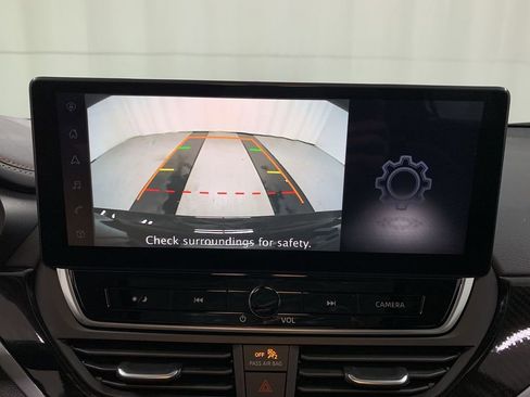 New 2025 Nissan Altima 2.5 SR w/ SR Premium Package image 18