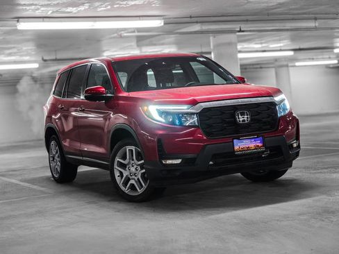 Used 2024 Honda Passport EX-L image 4