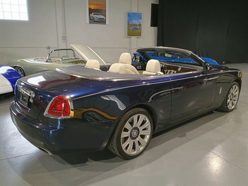 Used 2016 Rolls-Royce Dawn RWD image 8