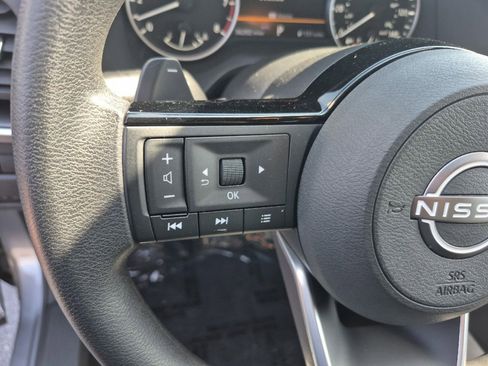 Used 2023 Nissan Rogue SV AWD/4WD image 26