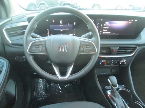 Used 2025 Buick Encore GX Preferred AWD/4WD image 14