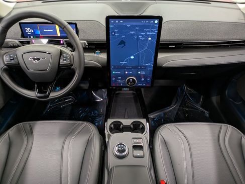 Certified 2024 Ford Mustang Mach-E Premium image 23