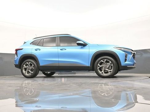New 2026 Chevrolet Trax LT w/ Driver Confidence Package FWD image 46