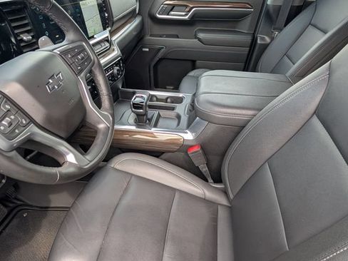 Used 2024 Chevrolet Silverado 1500 RST w/ Convenience Package II AWD/4WD image 14