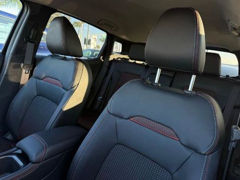 New 2026 Nissan Kicks SR image 15