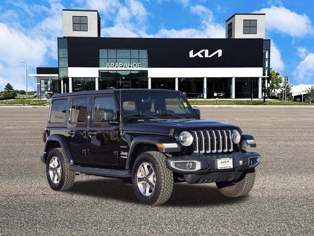 Used 2018 Jeep Wrangler Unlimited Sahara AWD/4WD image 2