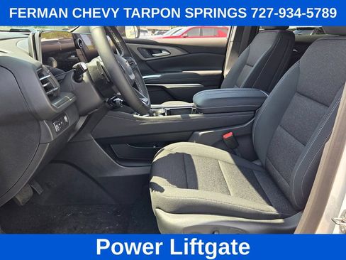 New 2026 Chevrolet Traverse LT FWD image 13