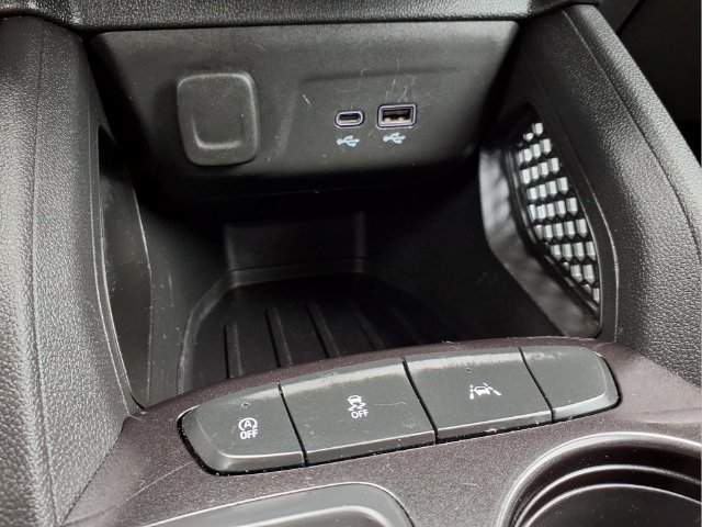Used 2025 Chevrolet TrailBlazer LT FWD image 32