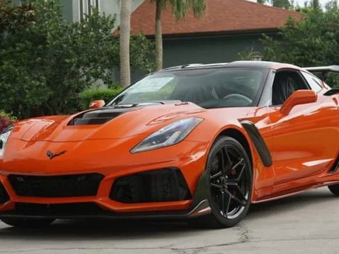Used 2019 Chevrolet Corvette ZR1 RWD image 1