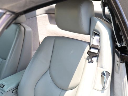Used 2001 Mercedes-Benz SL 500 image 6