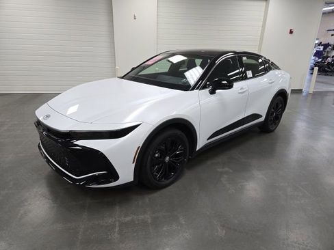 New 2026 Toyota Crown XLE image 2