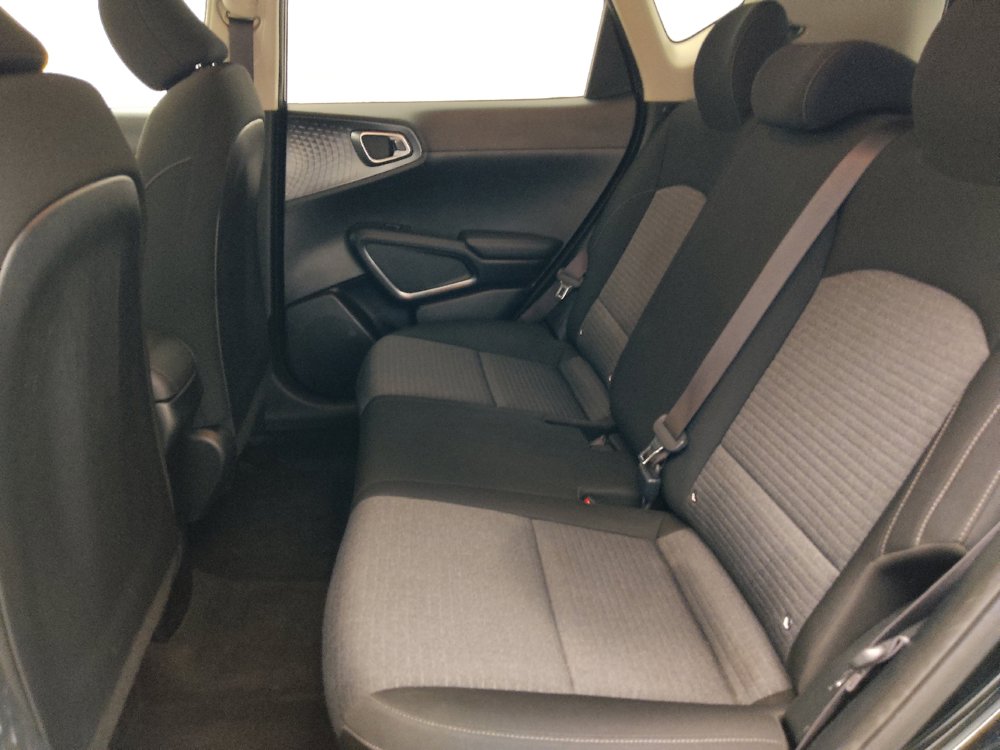 Used 2021 Kia Soul S FWD image 18
