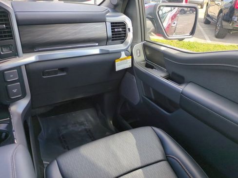 New 2025 Ford F150 Lariat w/ Equipment Group 501A Mid image 17