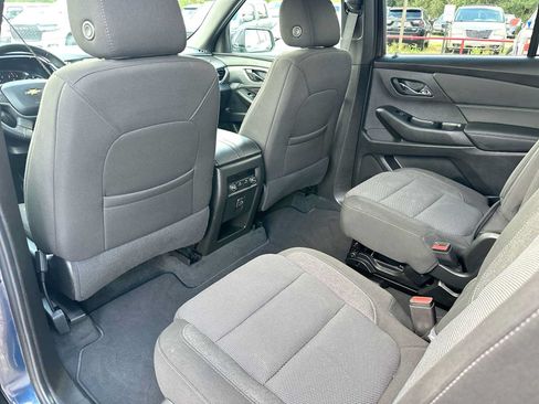 Used 2023 Chevrolet Traverse LT AWD/4WD image 24