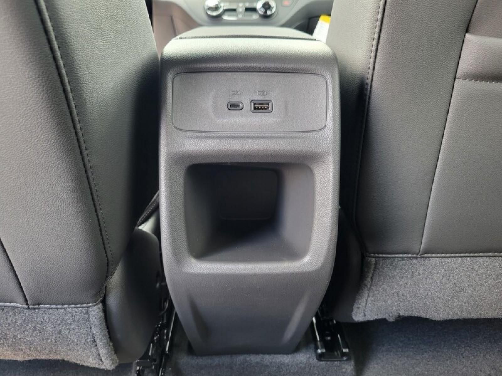 New 2026 Buick Envista Sport Touring w/ Convenience I Package FWD image 23