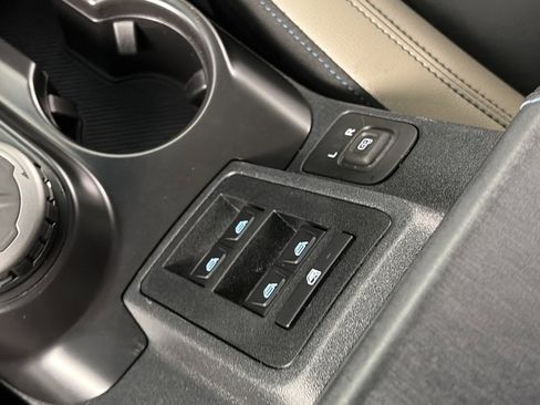 Certified 2024 Ford Bronco Wildtrak image 24