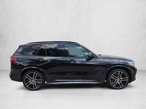 Used 2022 BMW X5 sDrive40i w/ M Sport Package RWD image 4