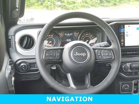 New 2025 Jeep Gladiator Sport image 12