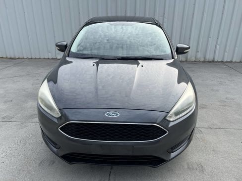 Used 2015 Ford Focus SE FWD image 8