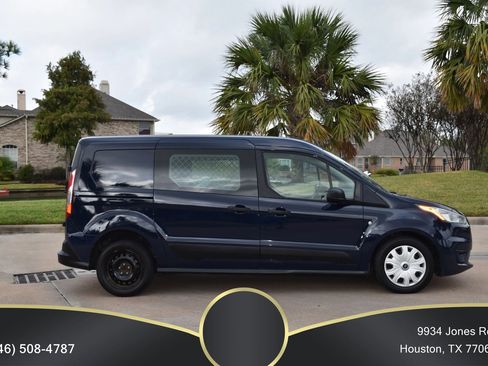 Used 2019 Ford Transit Connect XLT image 5