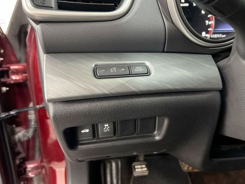 Used 2018 Nissan Maxima 3.5 S image 19