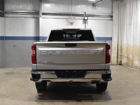Used 2020 Chevrolet Silverado 1500 LT AWD/4WD image 25