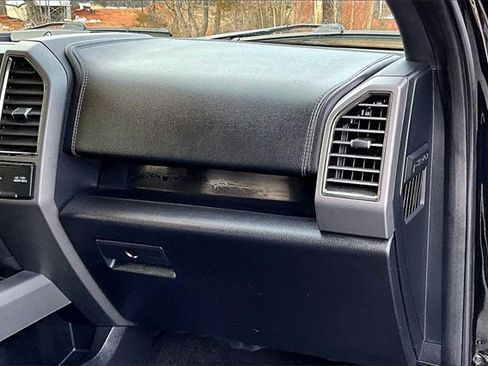 Used 2019 Ford F150 Raptor w/ Equipment Group 802A Luxury image 23