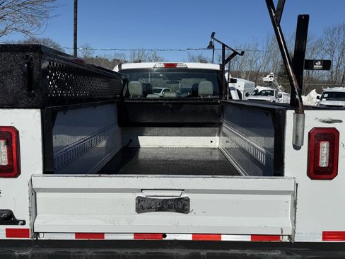 Used 2021 Ford F250 XL w/ Power Equipment Group image 13