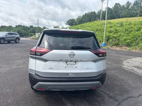 Used 2023 Nissan Rogue SV AWD/4WD image 8