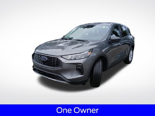 Used 2023 Ford Escape Active AWD/4WD image 3