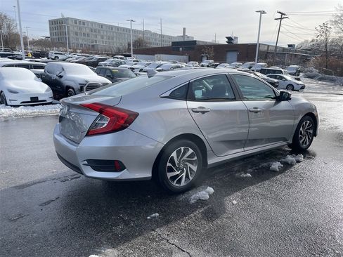 Used 2017 Honda Civic EX image 8