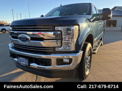 Used 2019 Ford F250 Lariat w/ Lariat Value Package image 1