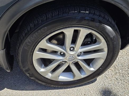 Used 2013 Nissan Juke SL AWD/4WD image 9