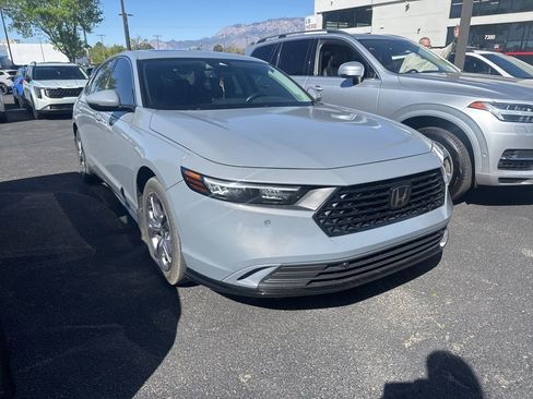 Used 2024 Honda Accord EX-L image 2