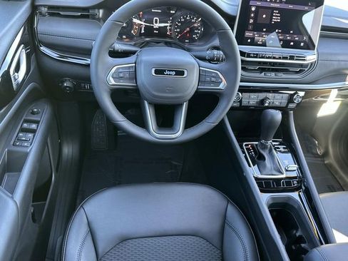 New 2026 Jeep Compass Latitude AWD/4WD image 23