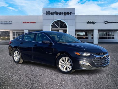 Used 2023 Chevrolet Malibu LT image 1