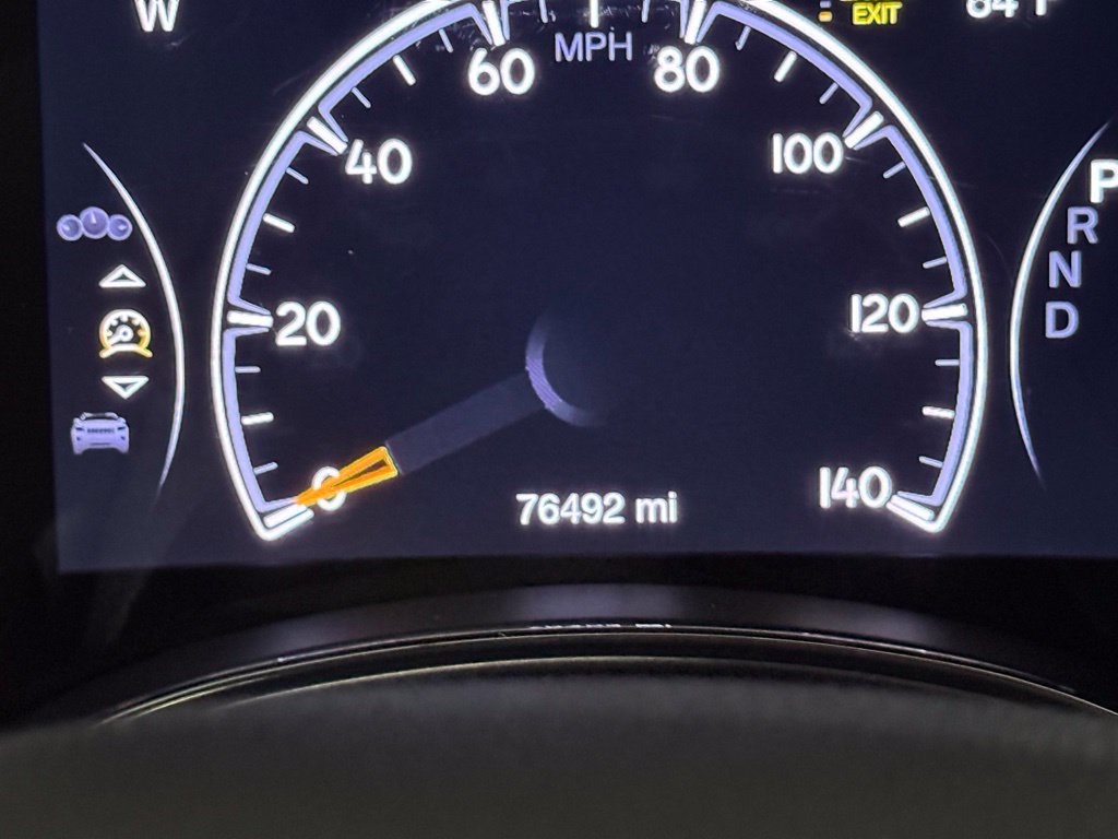 Used 2018 Jeep Grand Cherokee Overland AWD/4WD image 37
