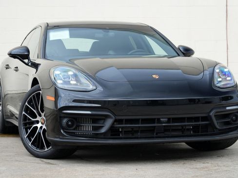 Used 2023 Porsche Panamera Platinum Edition RWD image 4
