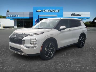 Used 2024 Mitsubishi Outlander SE