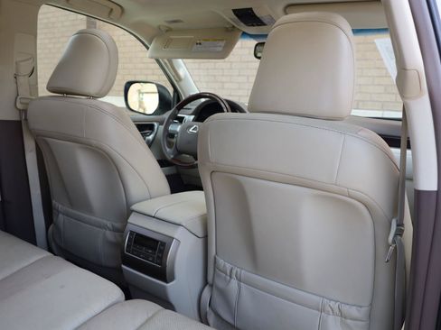 Used 2014 Lexus GX 460 w/ Premium Package AWD/4WD image 28