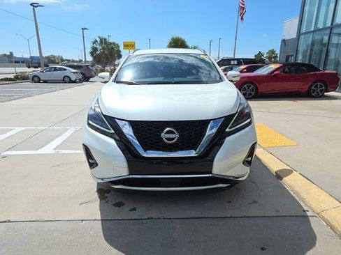 Used 2023 Nissan Murano SV image 9