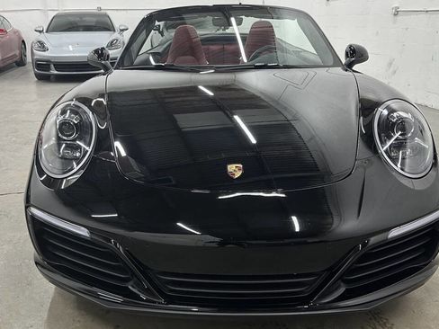 Used 2018 Porsche 911 Carrera image 25