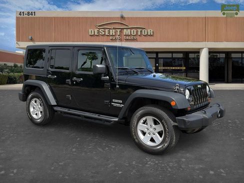 Used 2013 Jeep Wrangler Unlimited Sport image 3