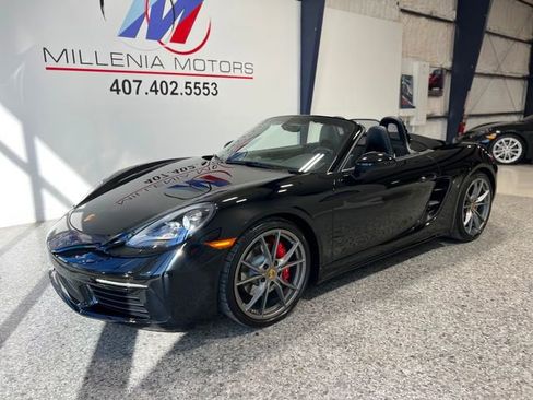 Used 2019 Porsche 718 Boxster S image 16