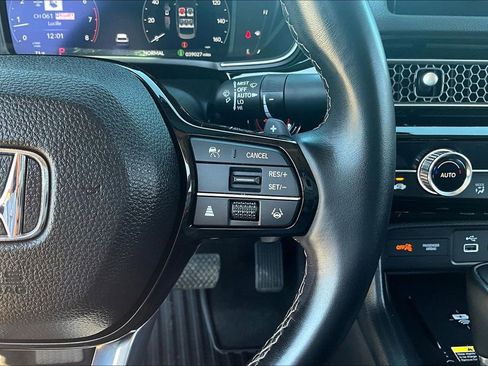 Certified 2023 Honda Civic Touring image 12